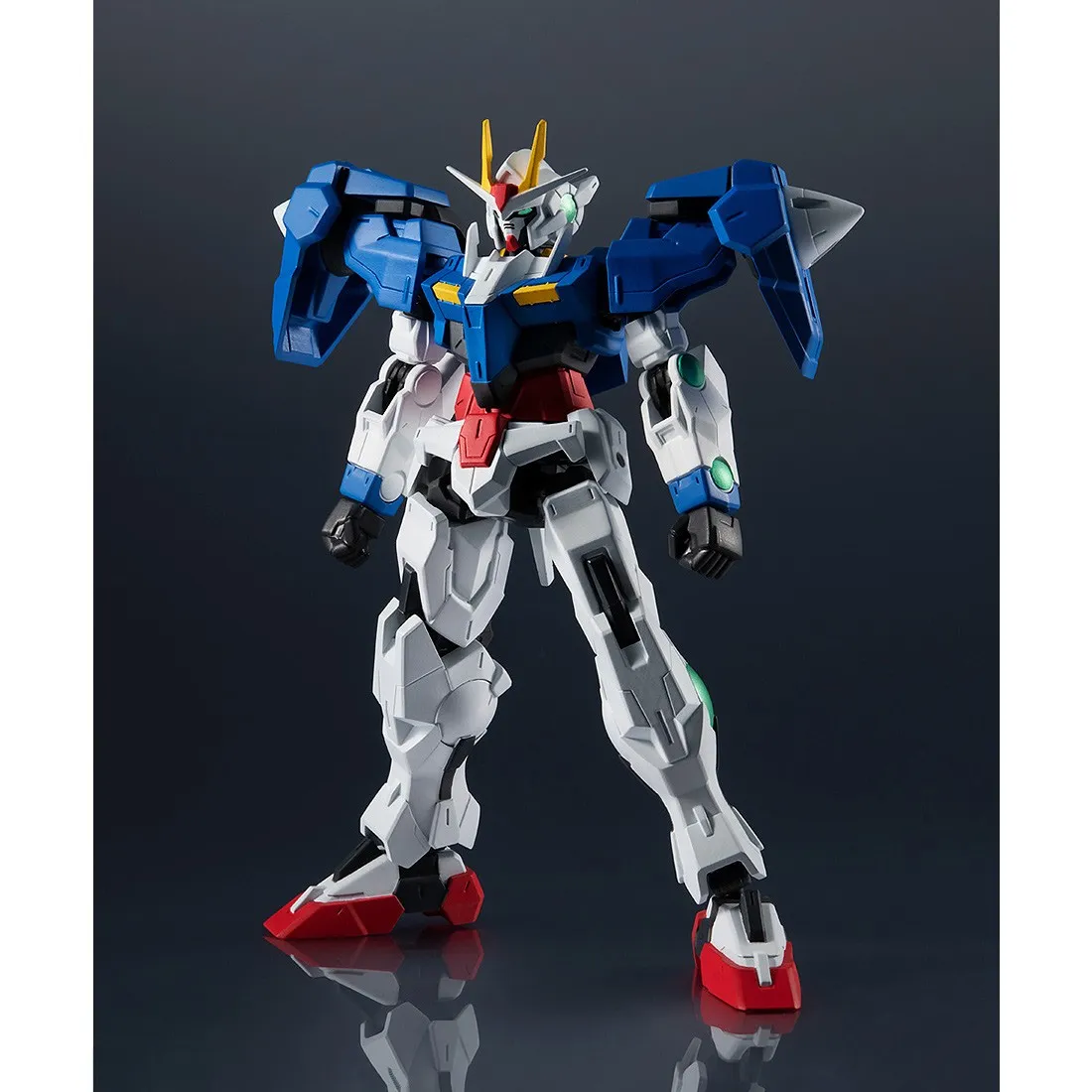 Bandai Gundam Universe Mobile Suit Gundam GN-0000 + GNR-010 00 Raiser Figure (white)