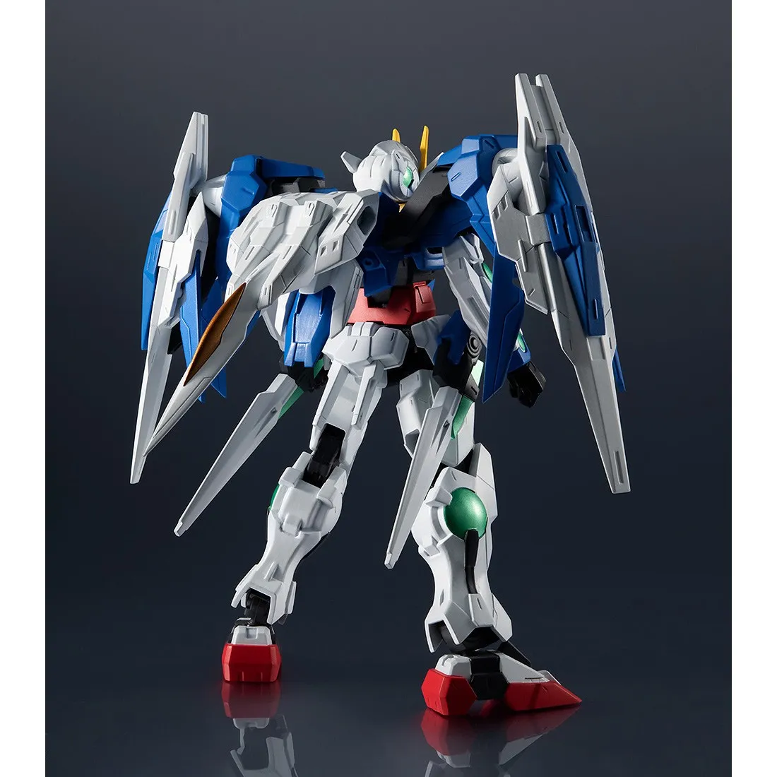 Bandai Gundam Universe Mobile Suit Gundam GN-0000 + GNR-010 00 Raiser Figure (white)