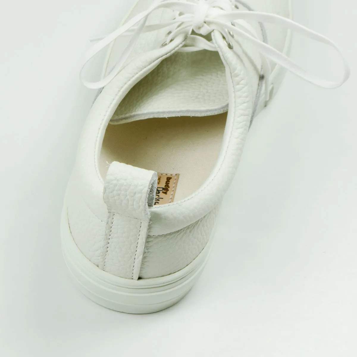 Buddy - Dachs Low Chubby Grain Leather Sneakers - White