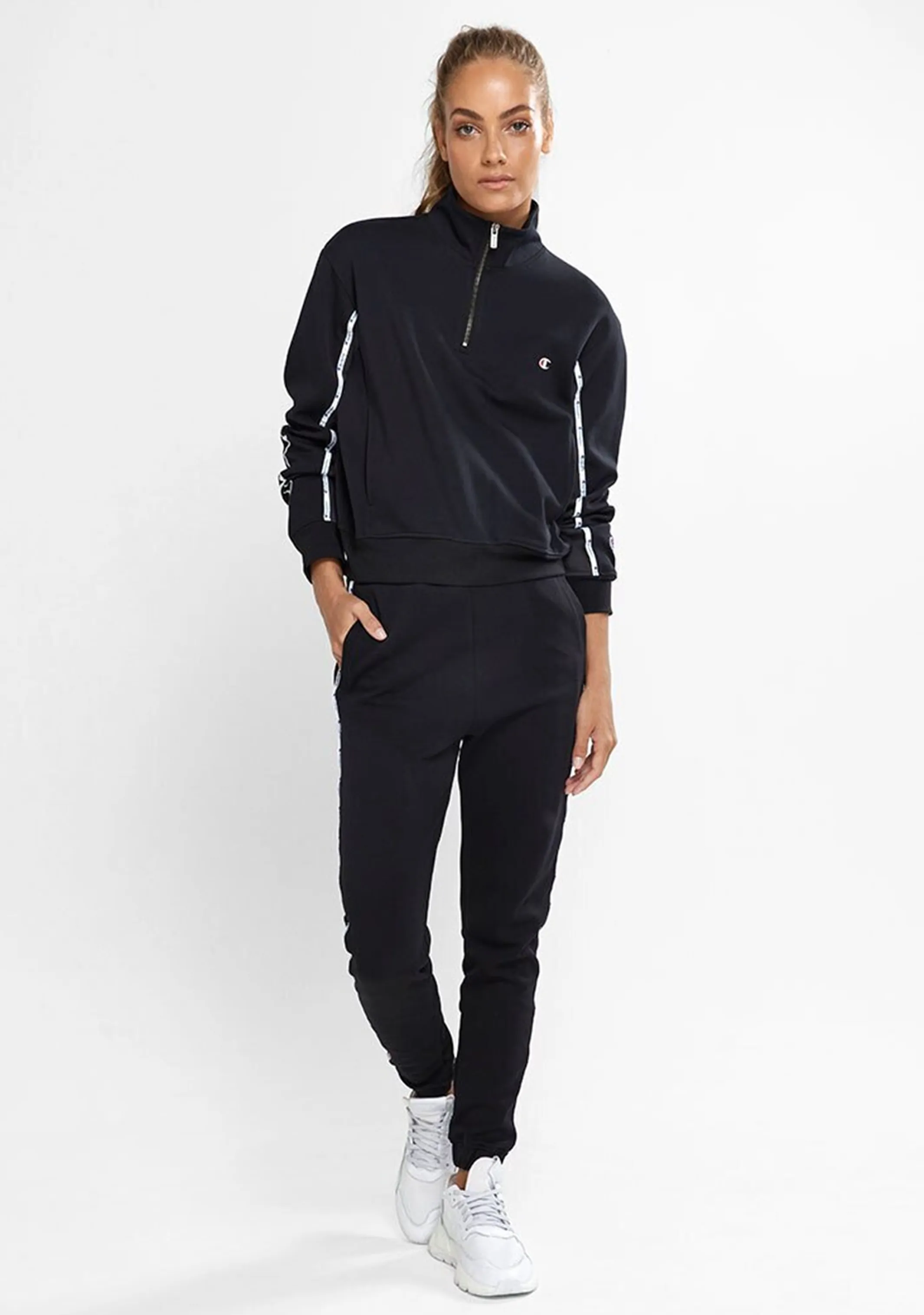 Champion Womens Rochester Quater Zip Crew <br> CTMTN BLK