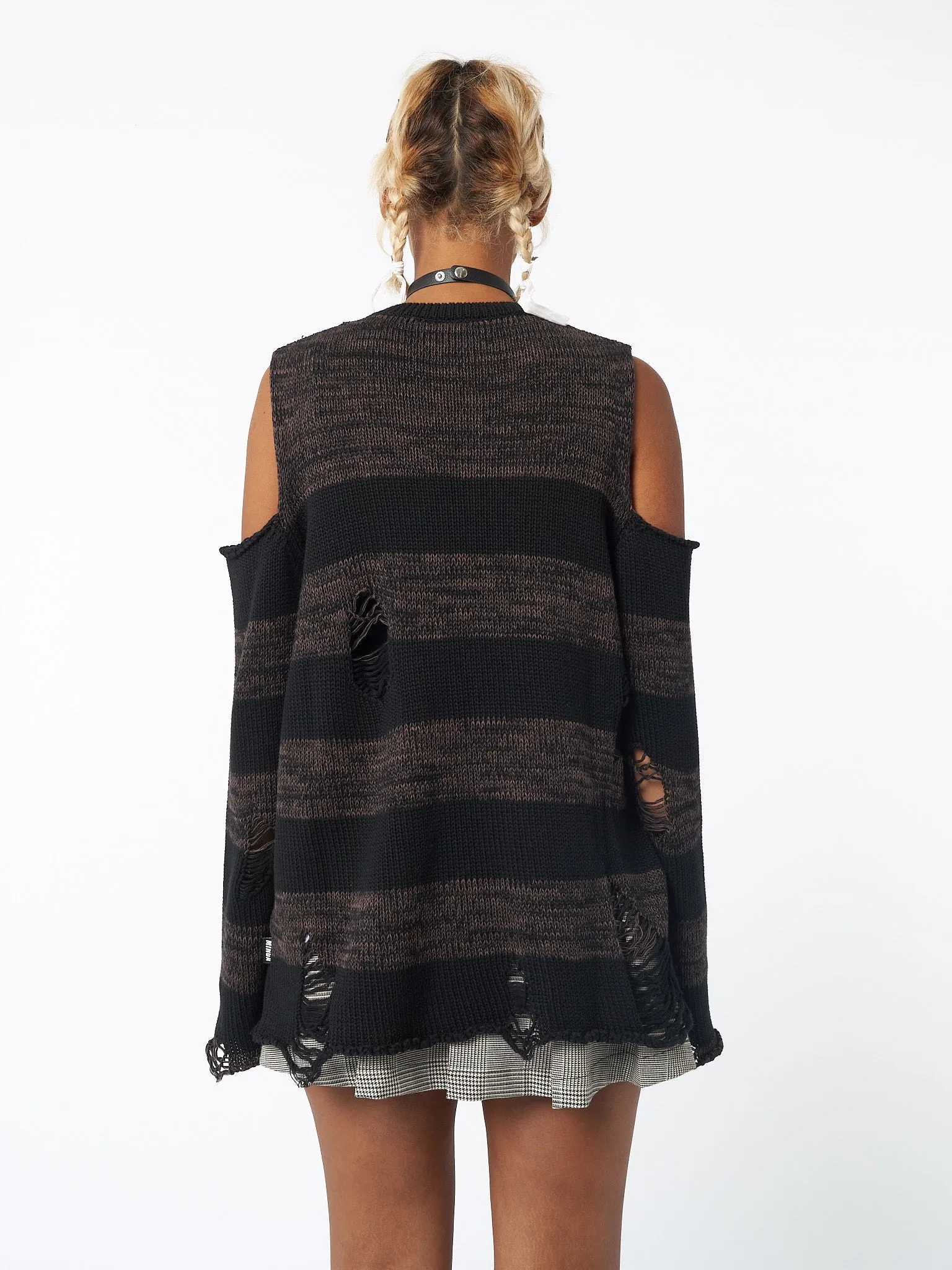 Curtis Brown Black Striped Knit Jumper