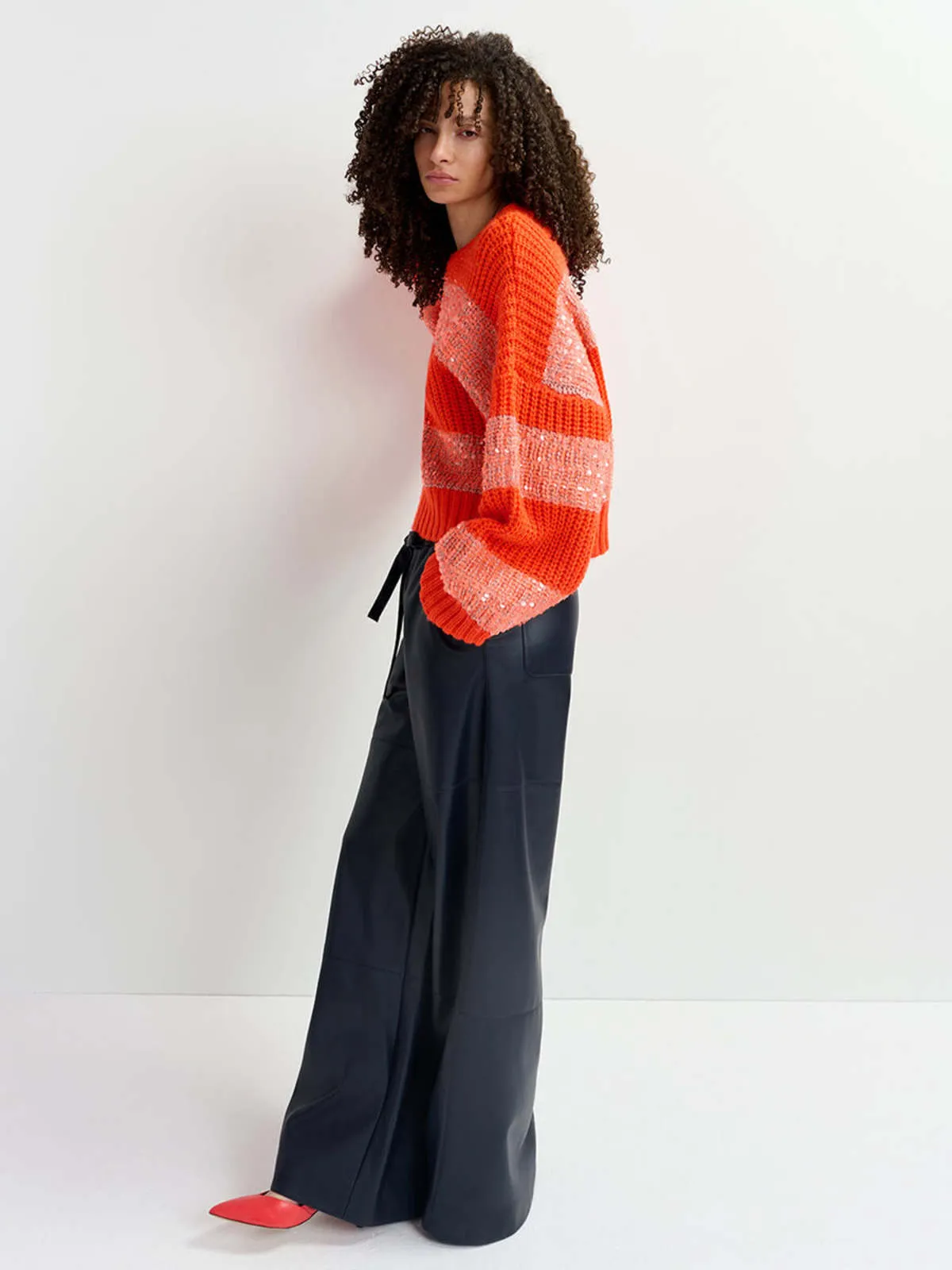 Group Knit Sweater - Orange