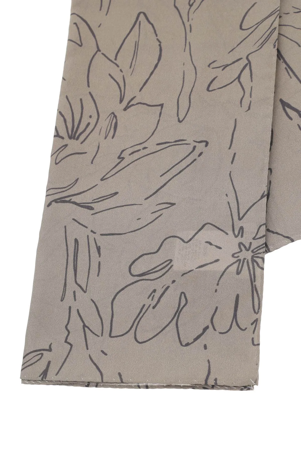 magnolia print silk scar