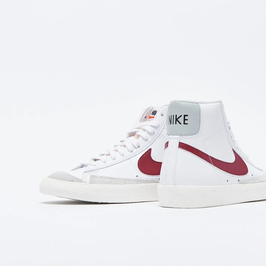 Nike - Blazer Mid 77' Vintage (White/Dark Beetroot)