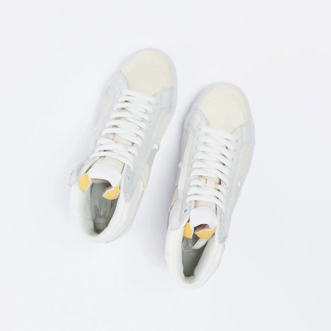 Nike SB - Zoom Blazer Mid Premium Warning Label (Summit White)