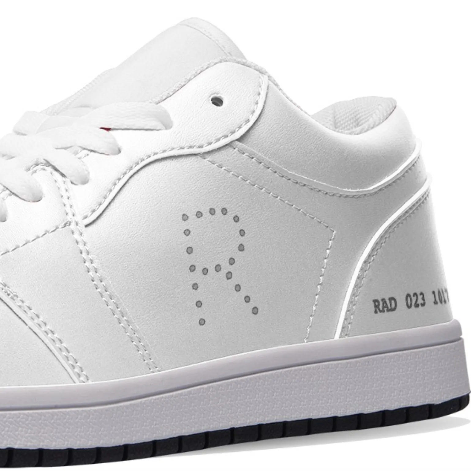 RAD 023 1017 LOW TOP SNEAKERS