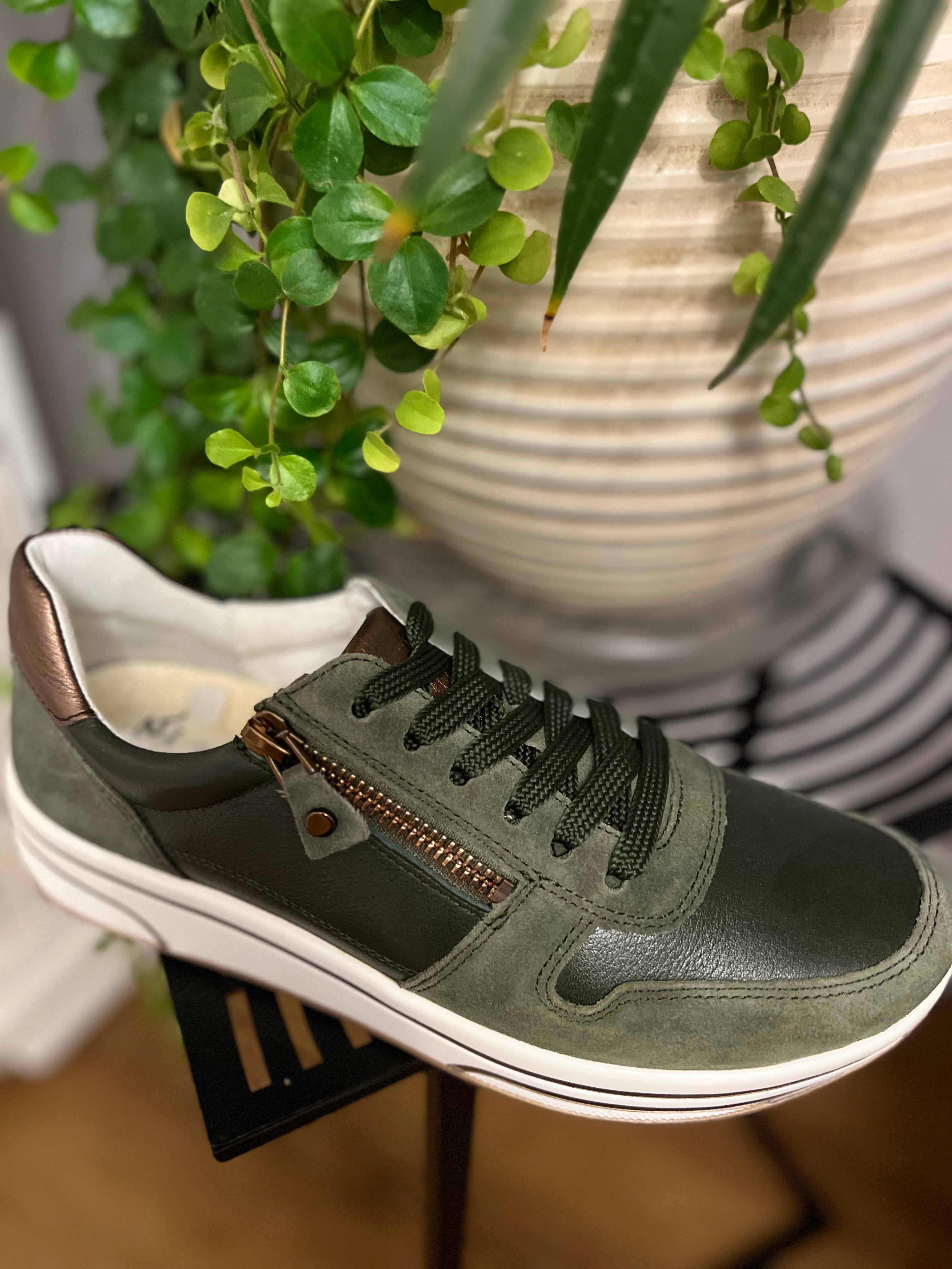 Sapporo Sneakers, Thyme