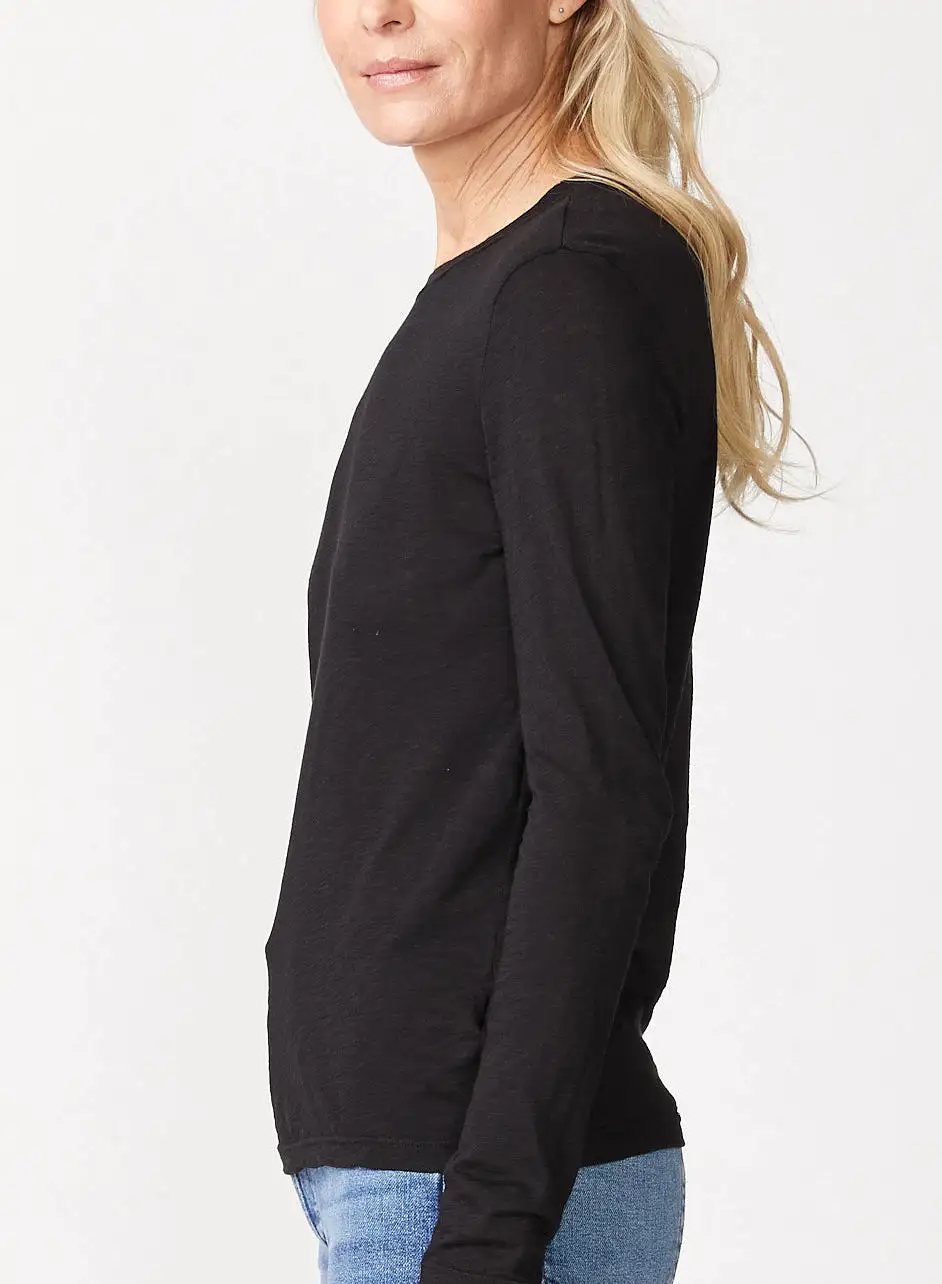 Supima Slub Jersey Long Sleeve Crew in Black