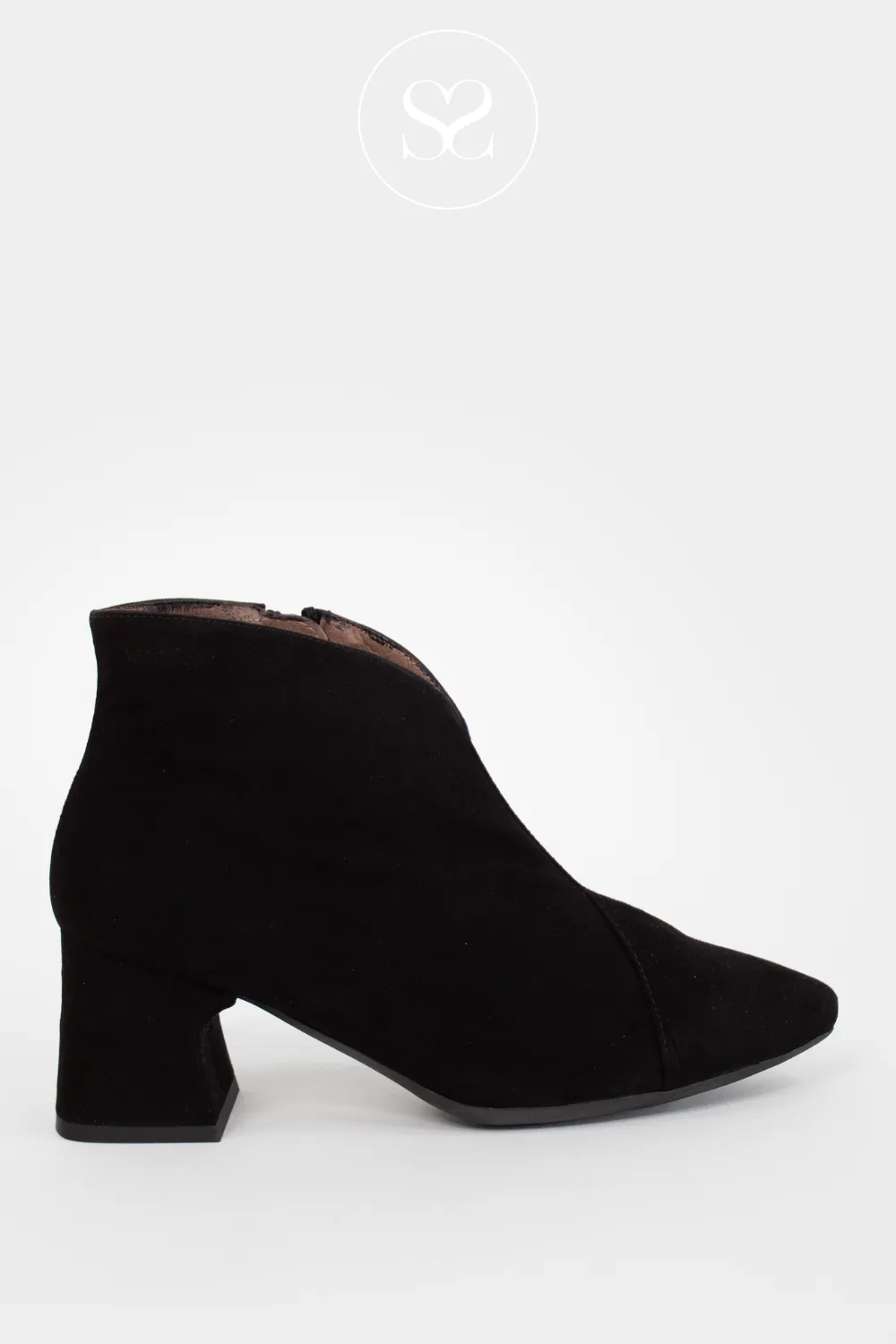 WONDERS I-9013 BLACK SUEDE BLOCK HEEL ANKLE BOOTS